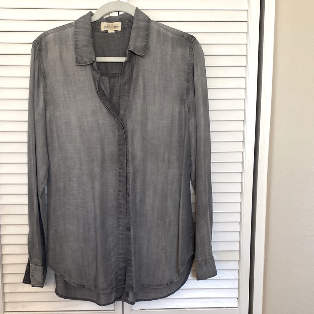 Anthropologie- Cloth & Stone Charcoal Button-Up Shirt - EUC